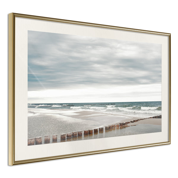 Poster - Chilly Morning at the Seaside  - goud passepartout